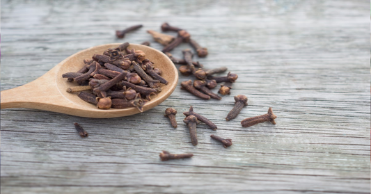 Clove Juice To Activate Hair Growth